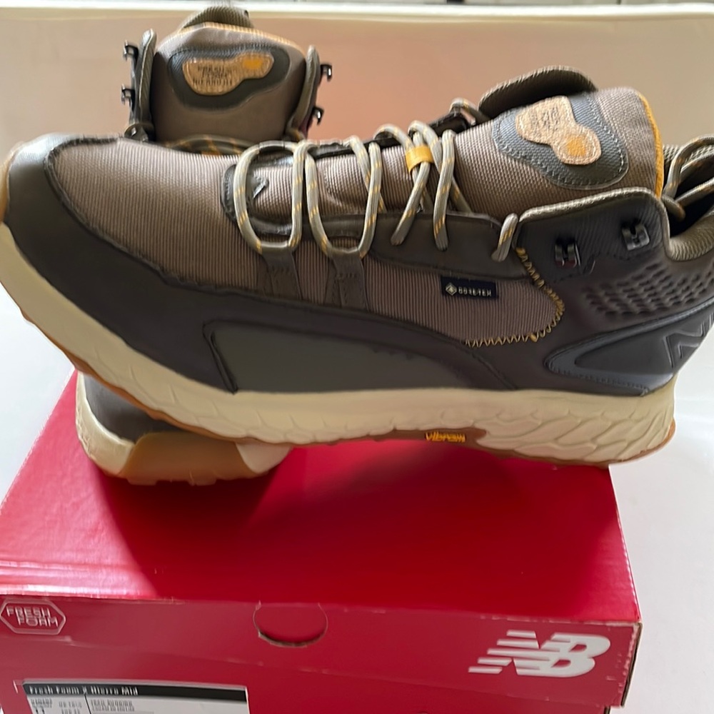 New Balance Fresh Foam X Hierro Mid GTX Men's | Brand New | US Size Men’s 11